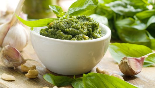 Feed pesto 