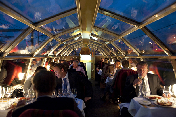 Panorama rail restaurant