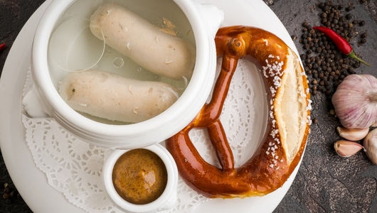 Weisswurst (вайсвурст) - баварские белые колбаски