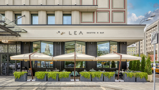 Feed lea veranda interer       